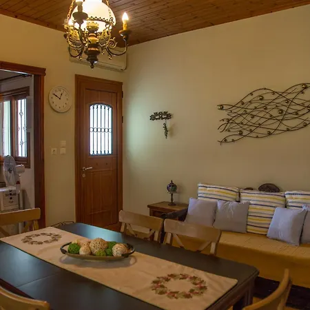 Eftychia House Nyaraló *