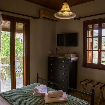 Nyaraló Eftychia House *