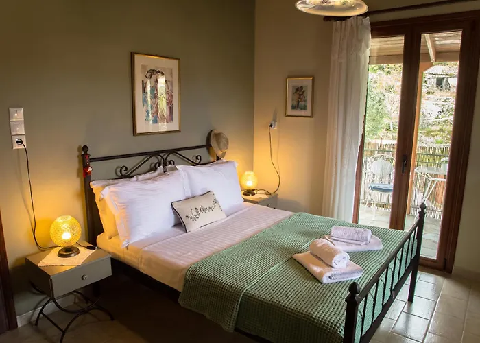 Semesterbostad Eftychia House *