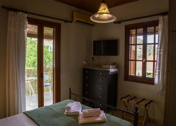 Semesterbostad Eftychia House *