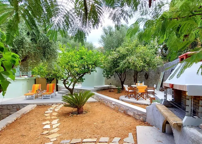 度假居 Eftychia House 瓦西
